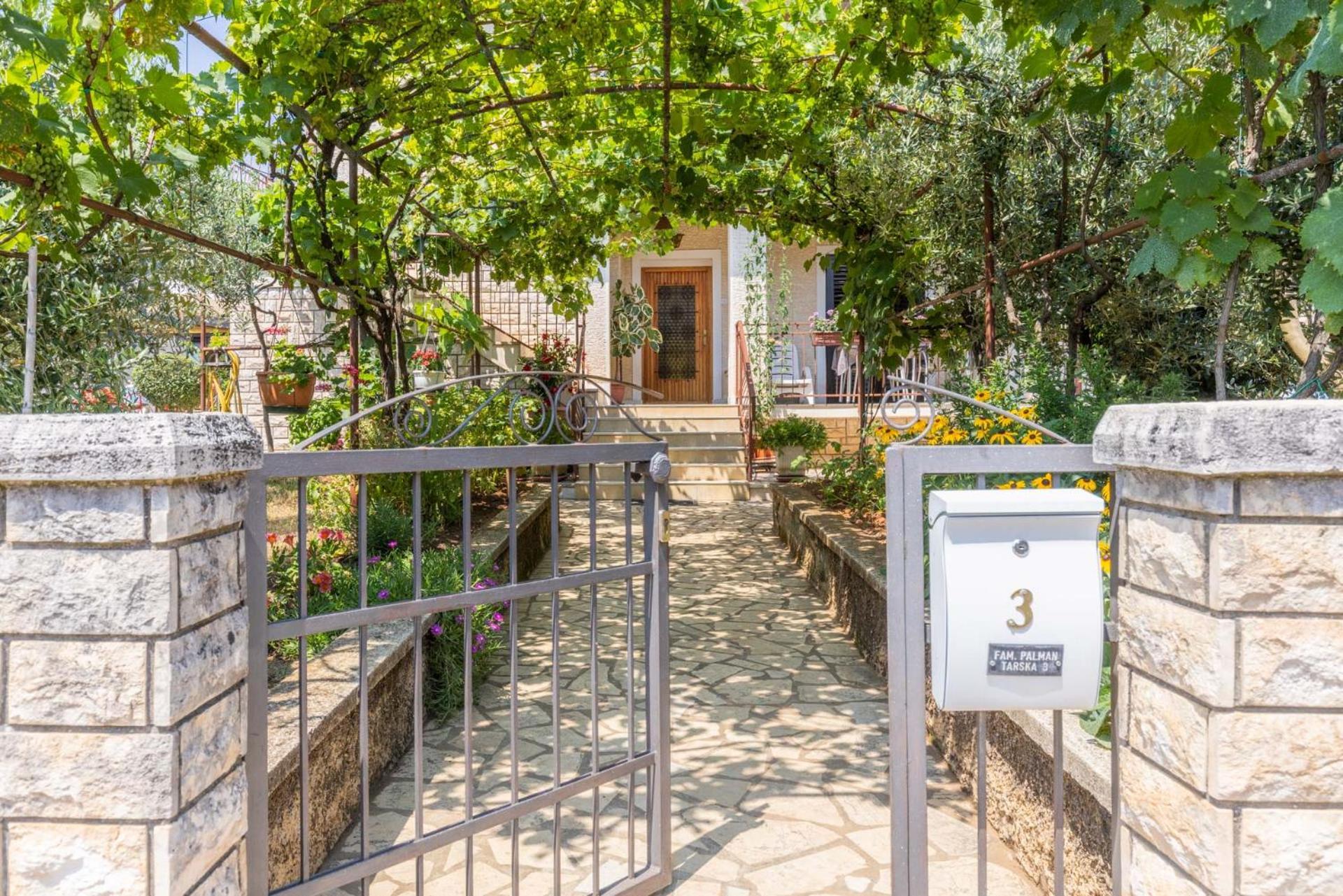 Palman With Free Parking * Poreč